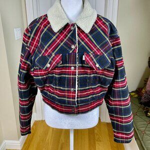 Levi’s Jacket Cropped Corduroy Red Plaid Sherpa Trucker (M)